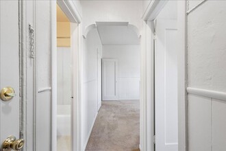 621 Central Ave in Alameda, CA - Building Photo - Building Photo