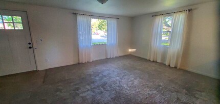 1301 Cedar Ave in Richland, WA - Building Photo - Building Photo