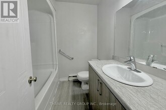 11 Main St in Bluewater, ON - Building Photo - Building Photo