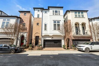 2711 Arabelle Grove in Houston, TX - Foto de edificio - Building Photo