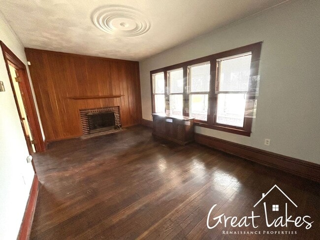 5204 Beaconsfield St in Detroit, MI - Building Photo - Building Photo