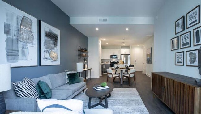 2000 Hughes Landing Blvd in The Woodlands, TX - Building Photo - Building Photo