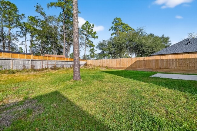 property at 1452 Glen Oaks Dr