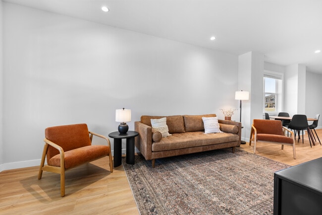 3132 W Laux Dr in Hastings, NE - Building Photo - Building Photo