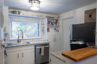 101 Ardmore Pl NW, Unit 1 in Atlanta, GA - Building Photo - Building Photo
