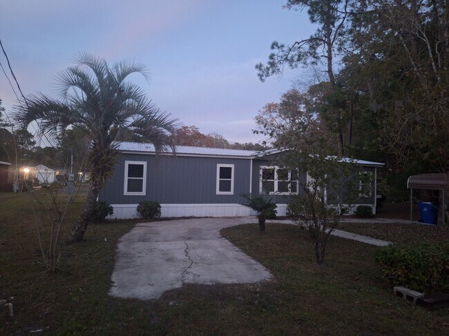 836 W 11th St in St. Augustine, FL - Building Photo - Building Photo