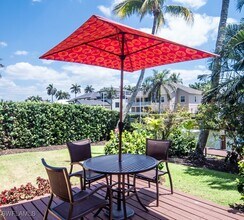 374 14th Ave S in Naples, FL - Building Photo - Building Photo