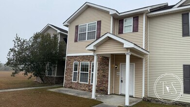 403 Valdez Ct in Hinesville, GA - Building Photo - Building Photo