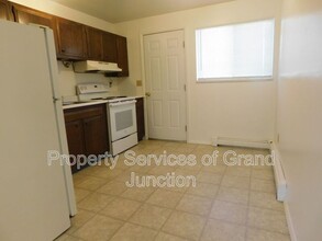 2854 Elm Cir-Unit -Unit 6 in Grand Junction, CO - Building Photo - Building Photo