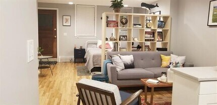 335 1/2 8th St in Jersey City, NJ - Building Photo - Building Photo
