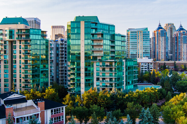 Eau Claire Lookout in Calgary, AB - Building Photo - Building Photo