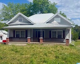 1458 Hueytown Rd in Hueytown, AL - Building Photo