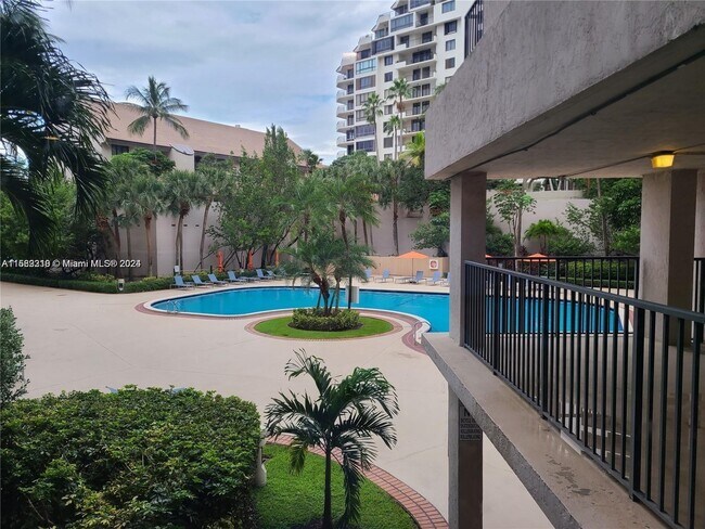 property at 540 Brickell Key Dr