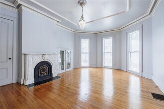 18 Vick Park B in Rochester, NY - Building Photo - Building Photo