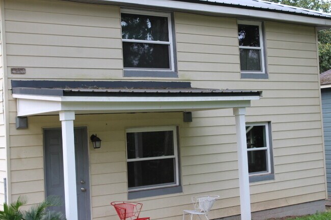 4393 Florence Dr in Marianna, FL - Building Photo - Building Photo