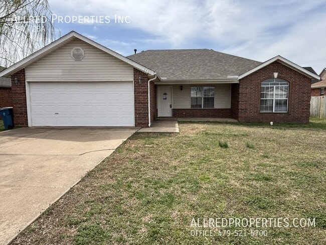 property at 2405 SW 17th St