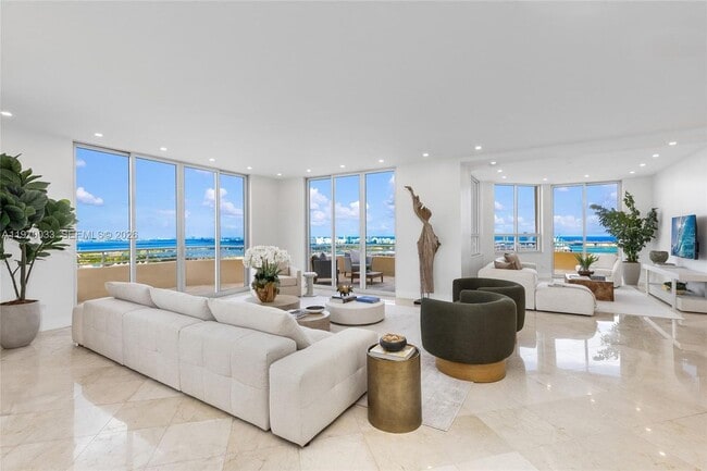 property at 808 Brickell Key Blvd
