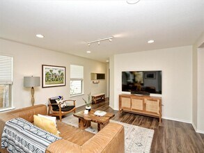 6709 Sunderland Trail in Austin, TX - Building Photo - Building Photo