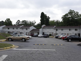 Oxford Village Townhouses Apartments