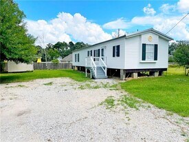 566 Panther Dr, Unit 2 Spaces in Slidell, LA - Building Photo