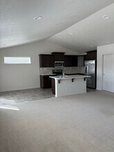 4237 W Wood Ct in Moses Lake, WA - Building Photo - Building Photo