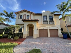 15414 SW 175th St in Miami, FL - Building Photo - Building Photo
