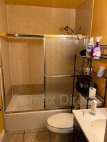 5112 Cornell Walk in Greenacres, FL - Building Photo