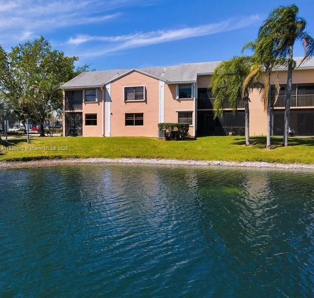 1111 Adams Ave in Homestead, FL - Building Photo