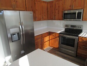 1182 Mariel Pl S in Salem, OR - Building Photo - Building Photo