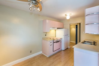The Aberdeen Apartments in Pueblo, CO - Building Photo - Building Photo
