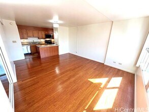 1621 Dole St in Honolulu, HI - Building Photo - Building Photo