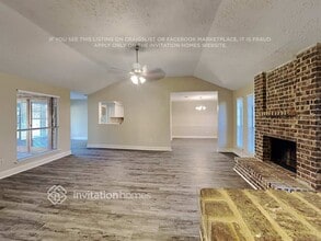 1312 Bayou Oak Dr in Friendswood, TX - Building Photo - Building Photo