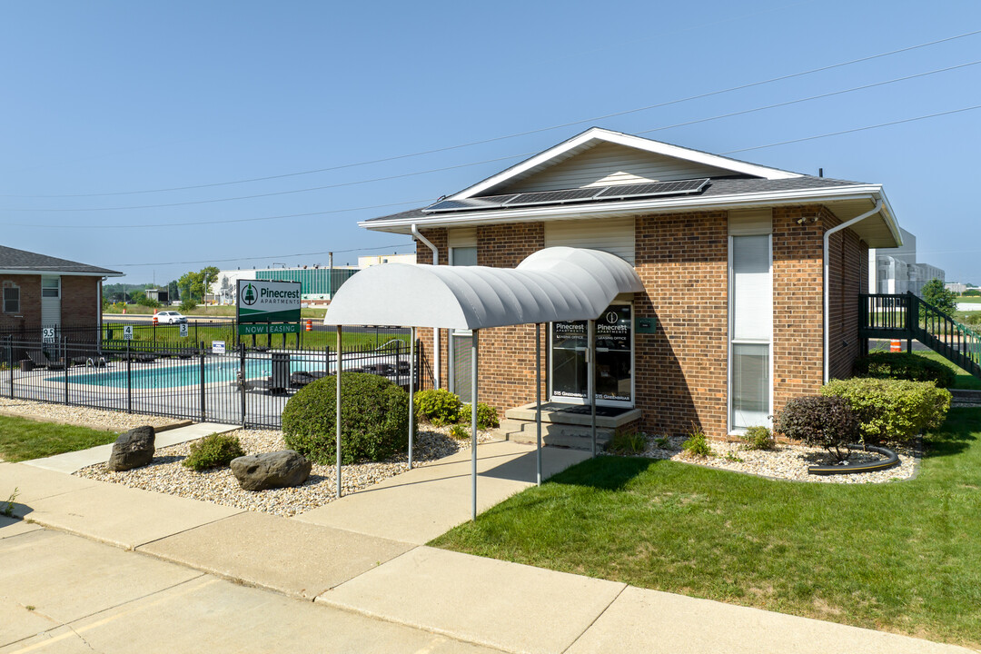 Pinecrest Apartments in Normal, IL - Building Photo