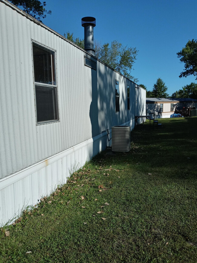 361 Golden Dale Dr in House Springs, MO - Building Photo - Building Photo