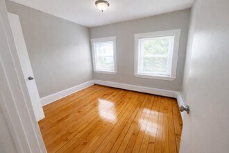 270 Bowdoin St, Unit 3 in Boston, MA - Building Photo - Building Photo