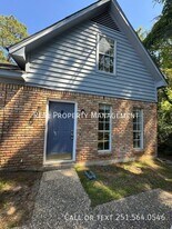 600 Cheshire Ln in Daphne, AL - Building Photo