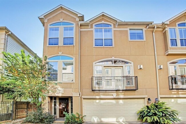 property at 107 Detering St