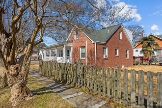 9120 Granby St in Norfolk, VA - Building Photo - Building Photo