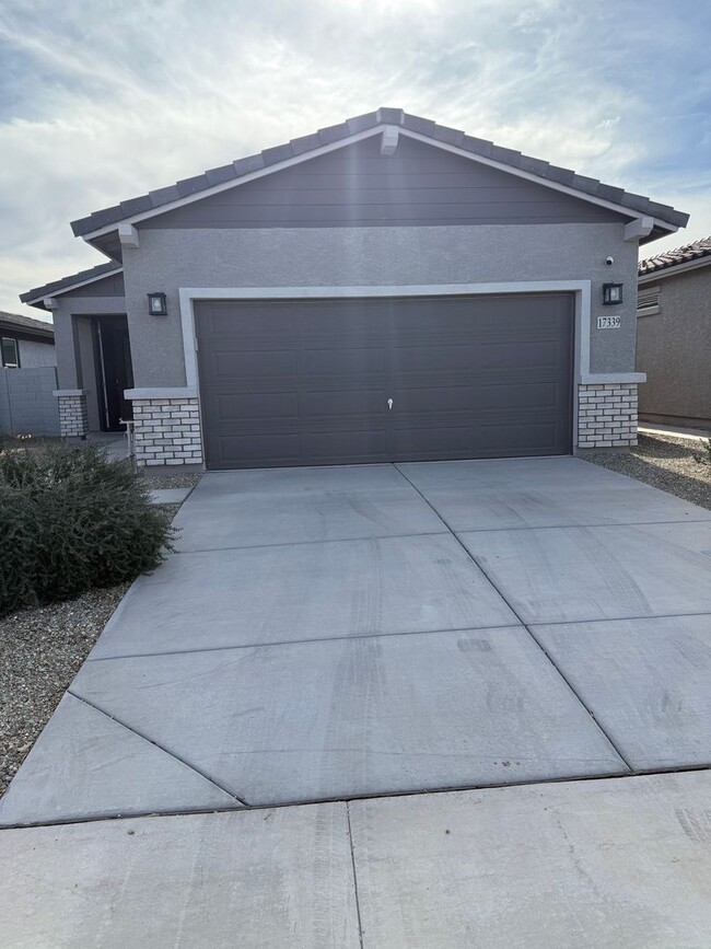 17339 W Country Club Terrace