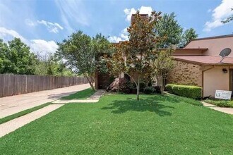 2006 Westkendal Ln in Arlington, TX - Building Photo - Building Photo