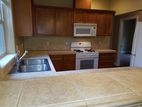 61158 Kepler St in Bend, OR - Building Photo - Building Photo