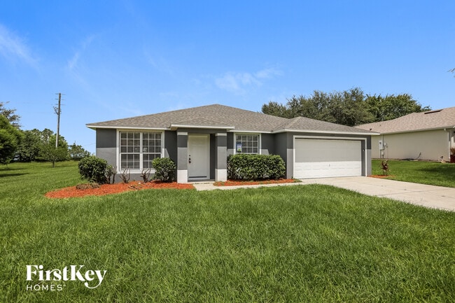 1739 Crowned Ave, Unit 9305-A in Groveland, FL - Foto de edificio - Building Photo