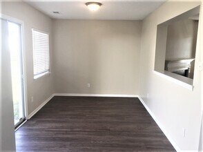 8021 Old London in North Charleston, SC - Building Photo - Building Photo