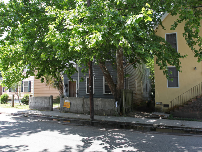 53 Drake St in Charleston, SC - Foto de edificio - Building Photo