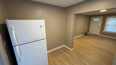 404 W 5th St in Sauget, IL - Building Photo - Building Photo