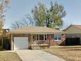 1809 Oxford Way in The Village, OK - Building Photo