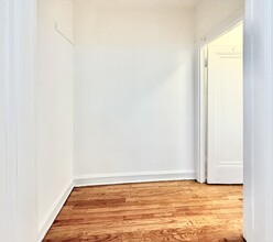 6304 N Leavitt St in Chicago, IL - Building Photo - Building Photo