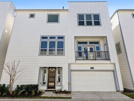 9009 Lonestar River Ln in Houston, TX - Building Photo