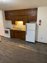 110 Central Ave S, Unit 302 in Milaca, MN - Building Photo - Building Photo