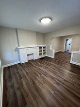 1083-1085 E 17th Ave-Unit -1083 in Columbus, OH - Building Photo - Building Photo